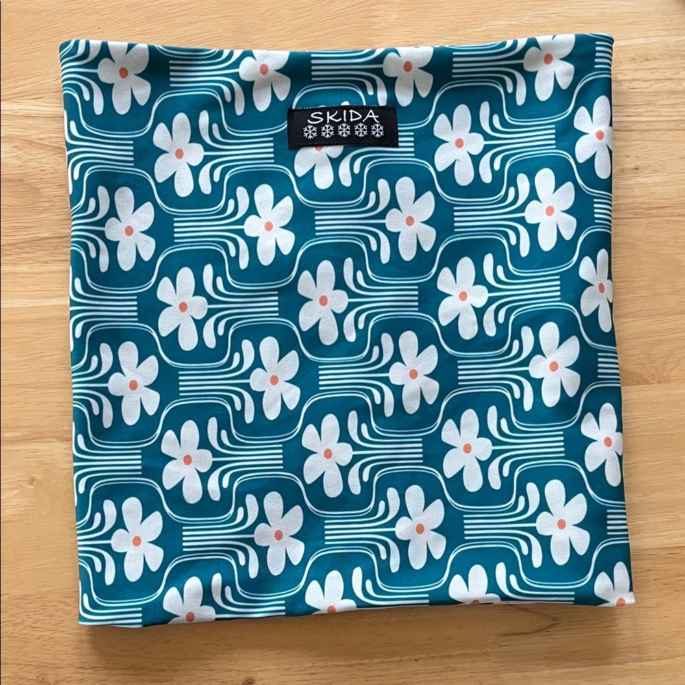 Skida Floral Patterned Fleece Neckwarmer